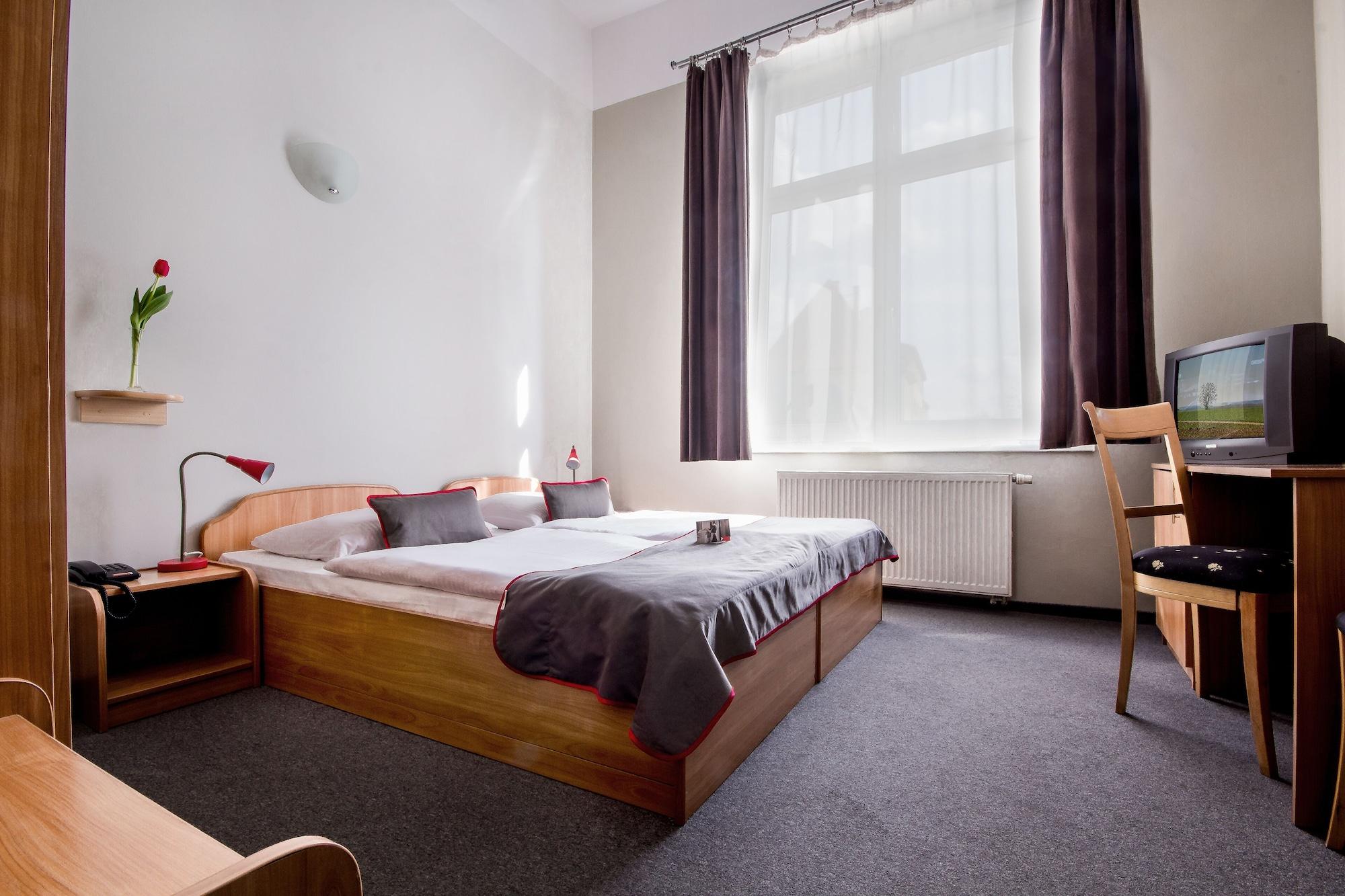 Hotel Diament Economy Gliwice Exterior foto
