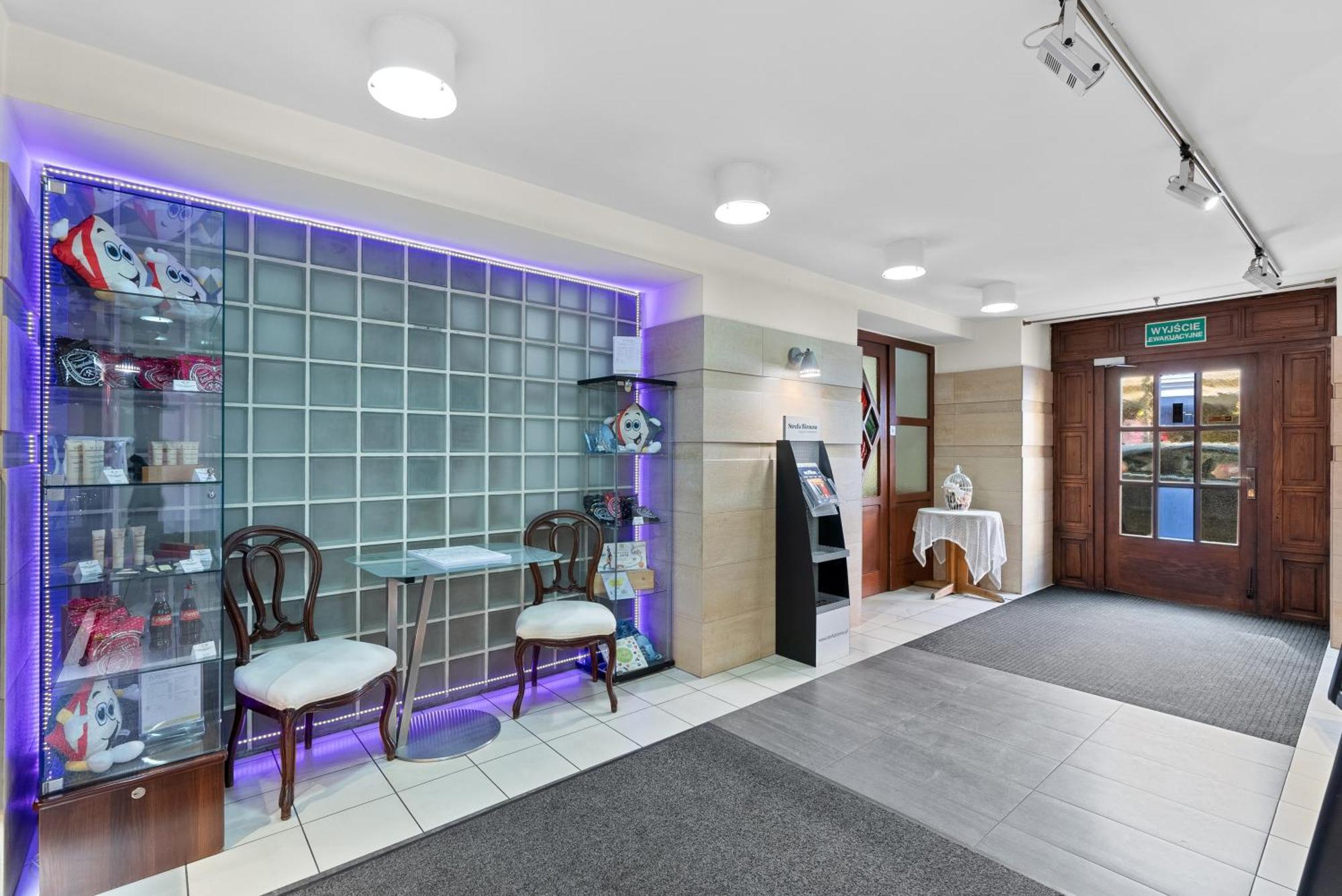 Hotel Diament Economy Gliwice Exterior foto