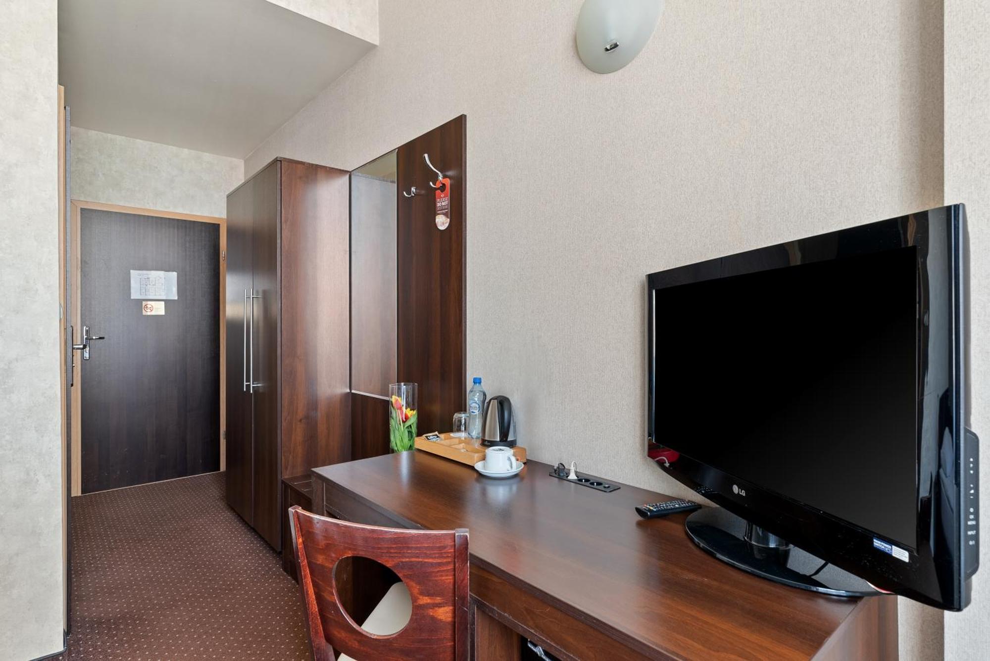 Hotel Diament Economy Gliwice Exterior foto