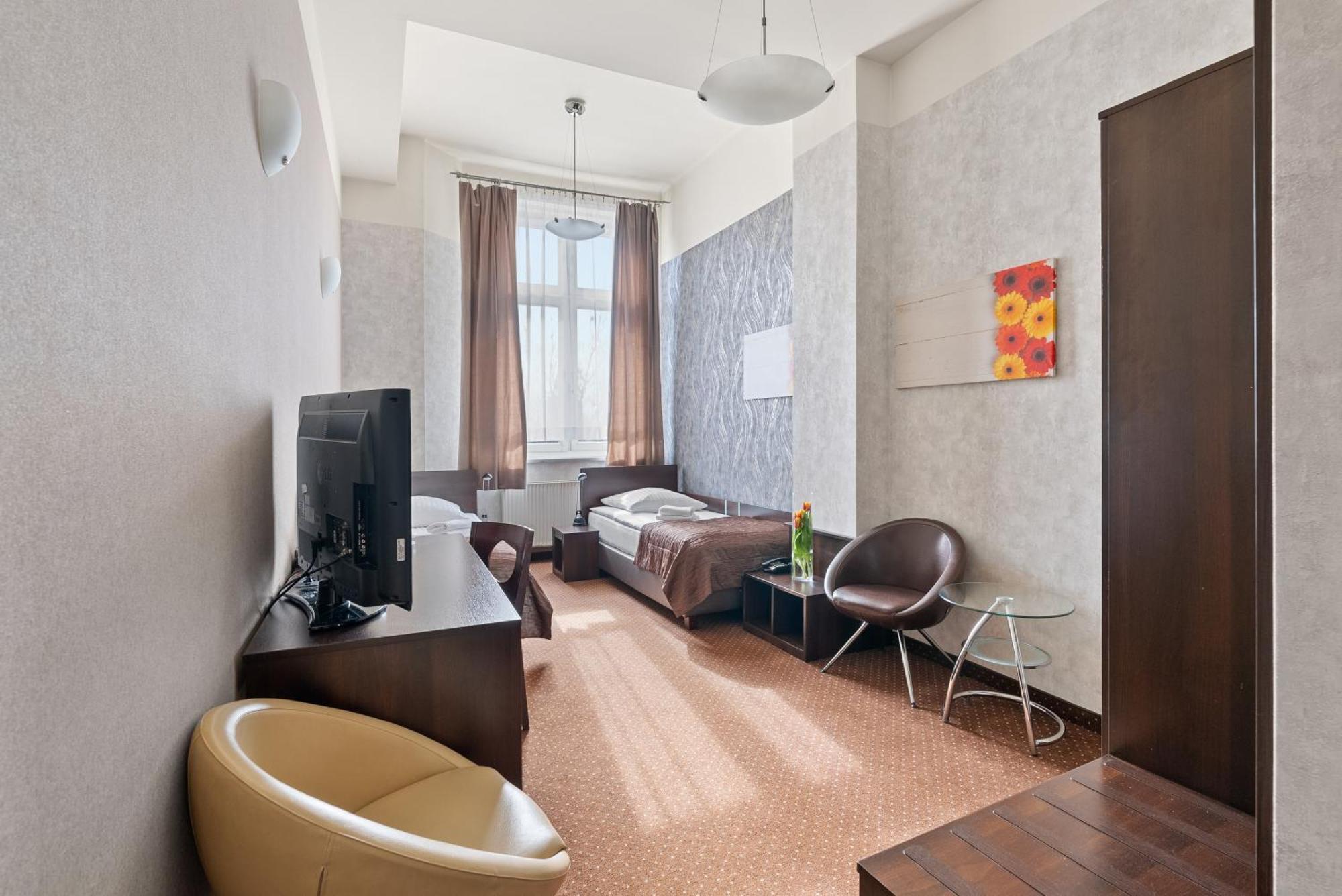 Hotel Diament Economy Gliwice Exterior foto
