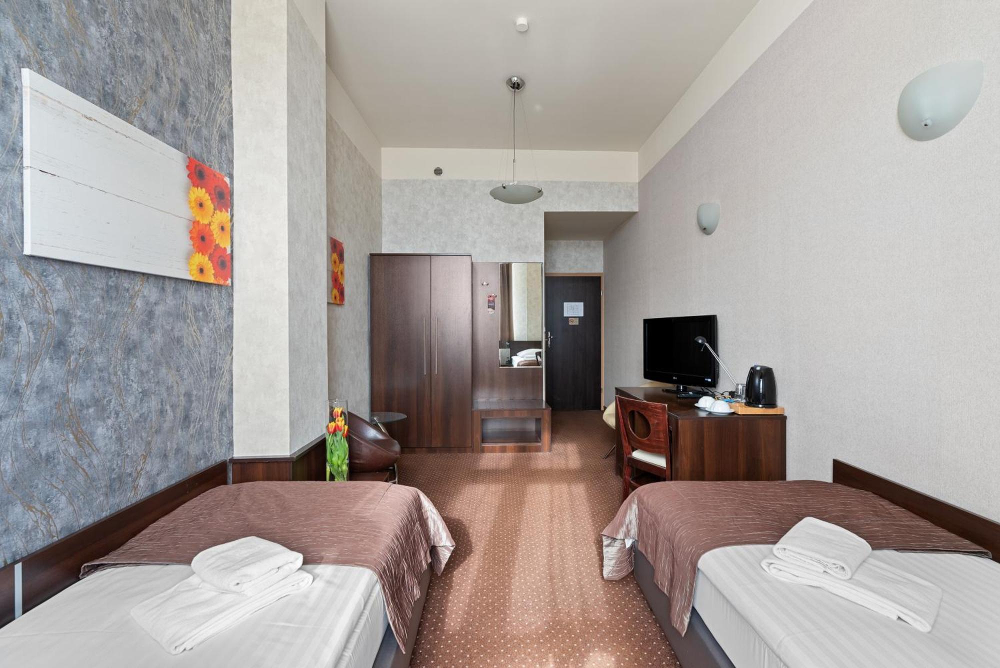 Hotel Diament Economy Gliwice Exterior foto