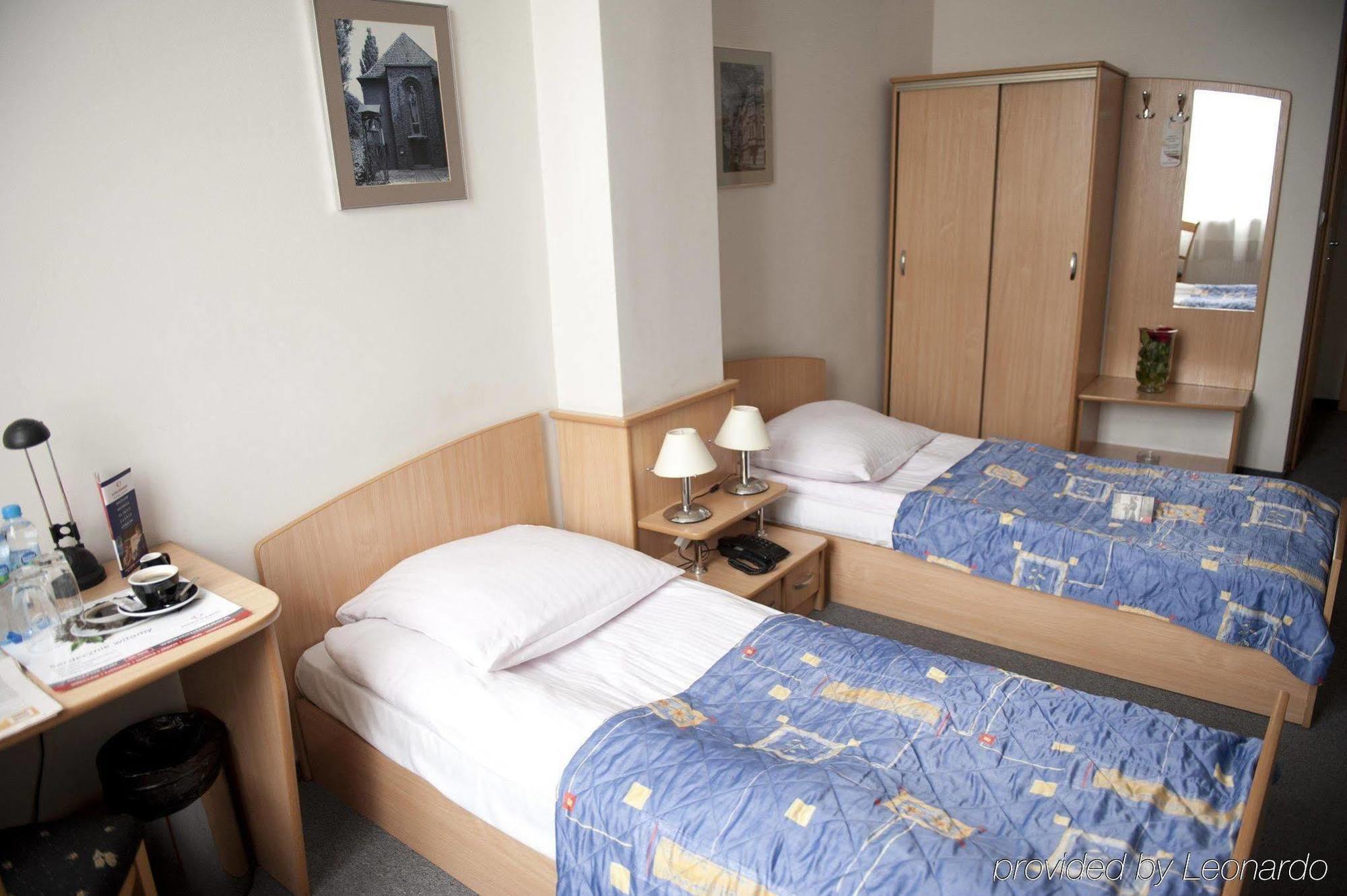 Hotel Diament Economy Gliwice Exterior foto