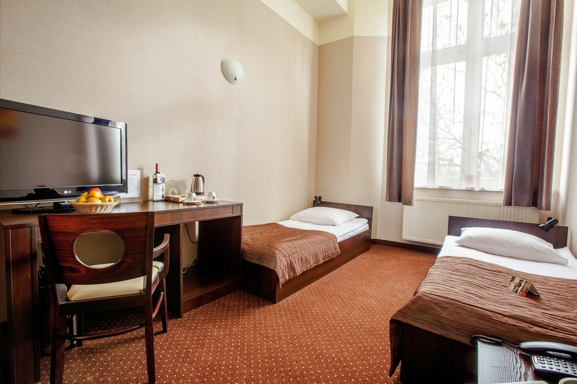 Hotel Diament Economy Gliwice Exterior foto